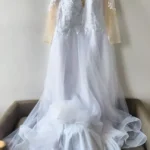 Robe de Mariée Curvy Col Haut photo review