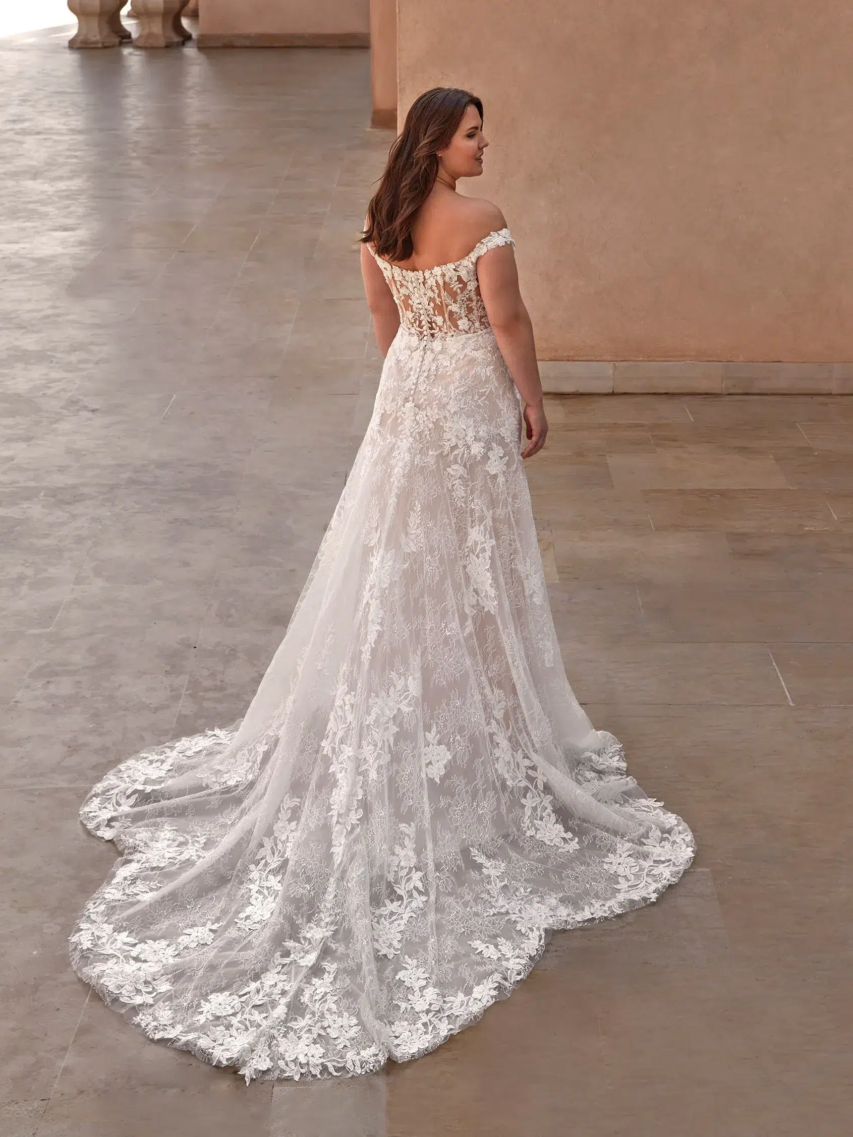 Robe de Mariée Sirène en Dentelle – Image 7