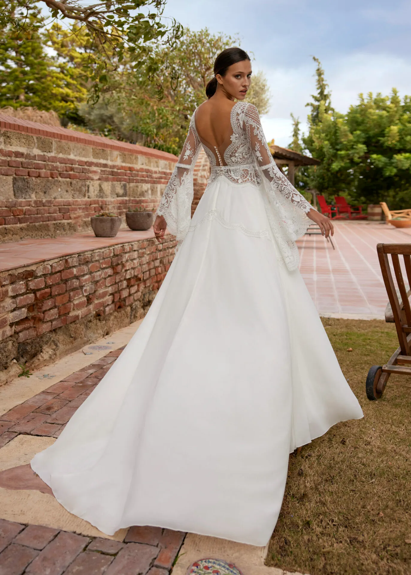 Robe de Mariée avec Manche Longue en Dentelle – Image 2
