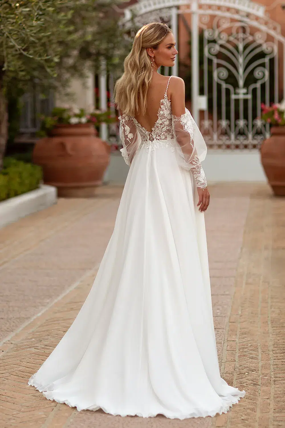 Robe de Mariée Bohème Manche Bouffante – Image 3