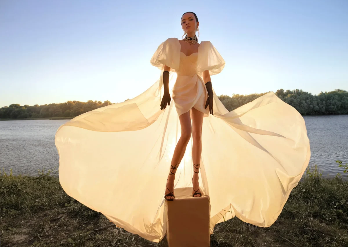 Alternative view of Robe de Mariée Courte Bohème Chic