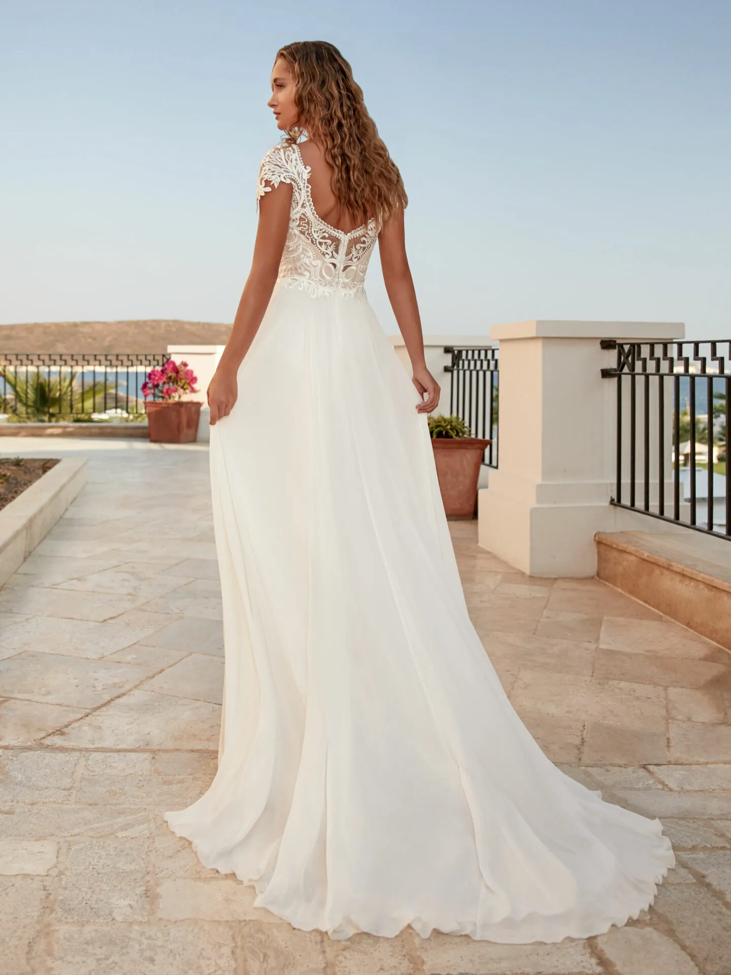 Robe de Mariée Fluide Mousseline – Image 5