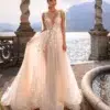 Robe de Mariée Bohème Trapèze Décolleté Plongeant