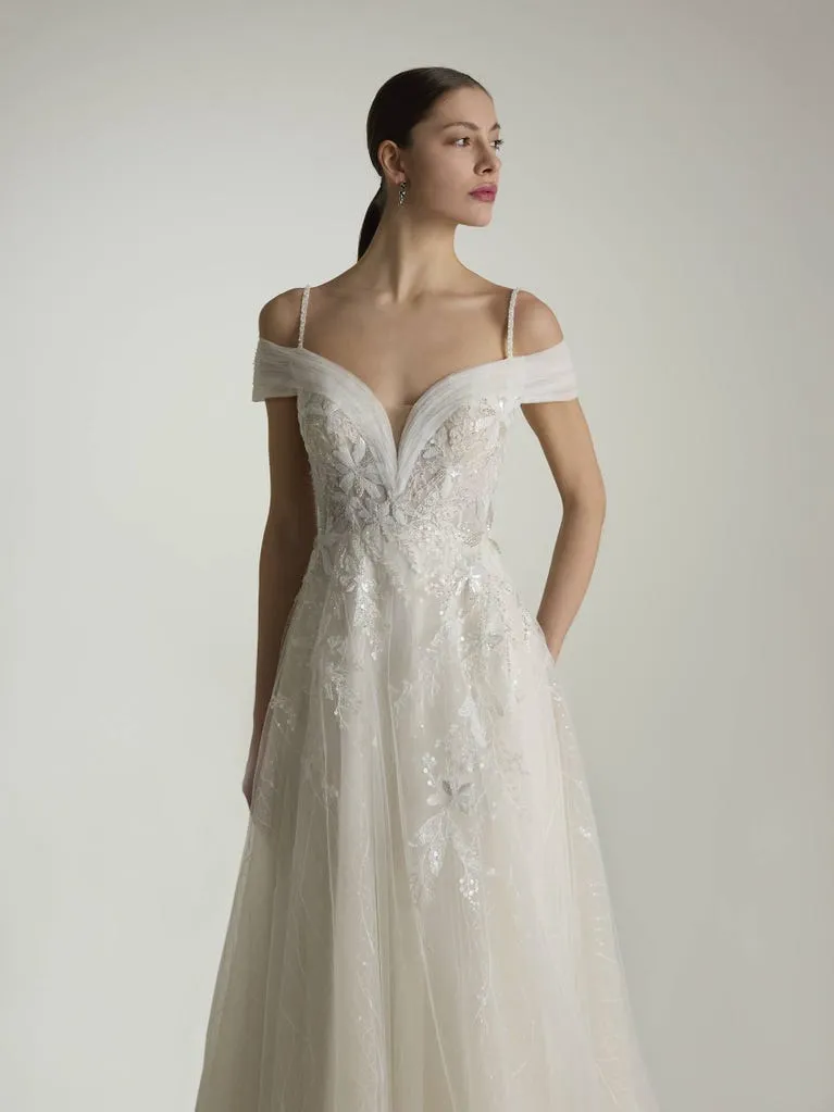 Robe de Mariée Coupe A-line Fluide – Image 3