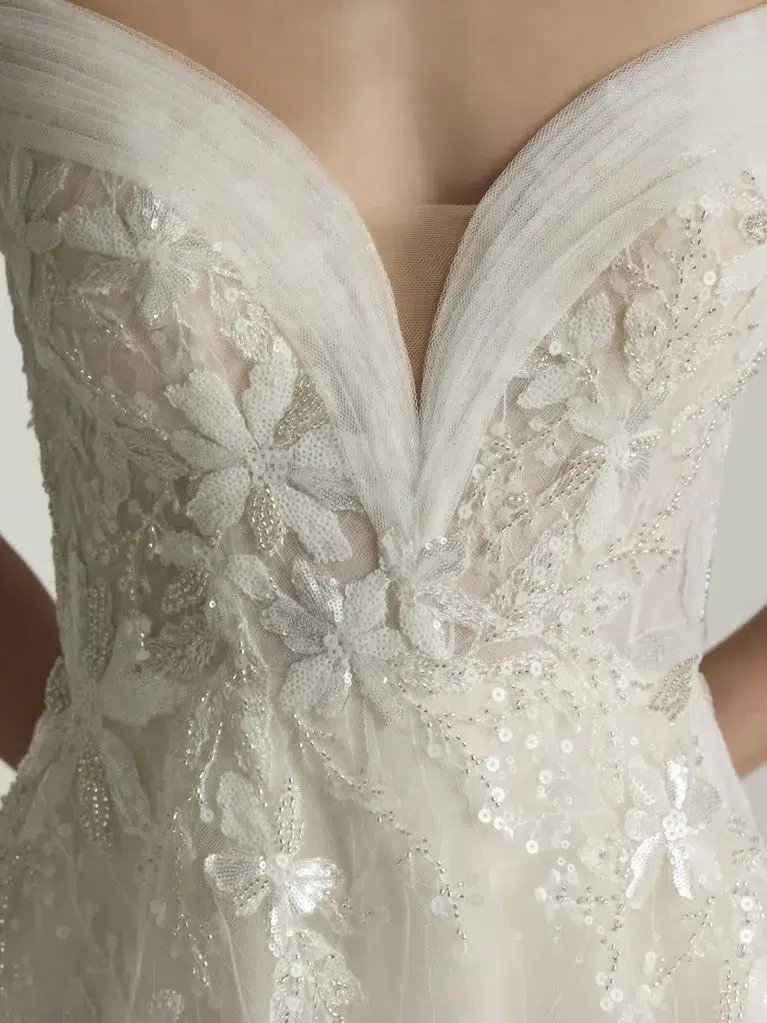Robe de Mariée Coupe A-line Fluide – Image 4