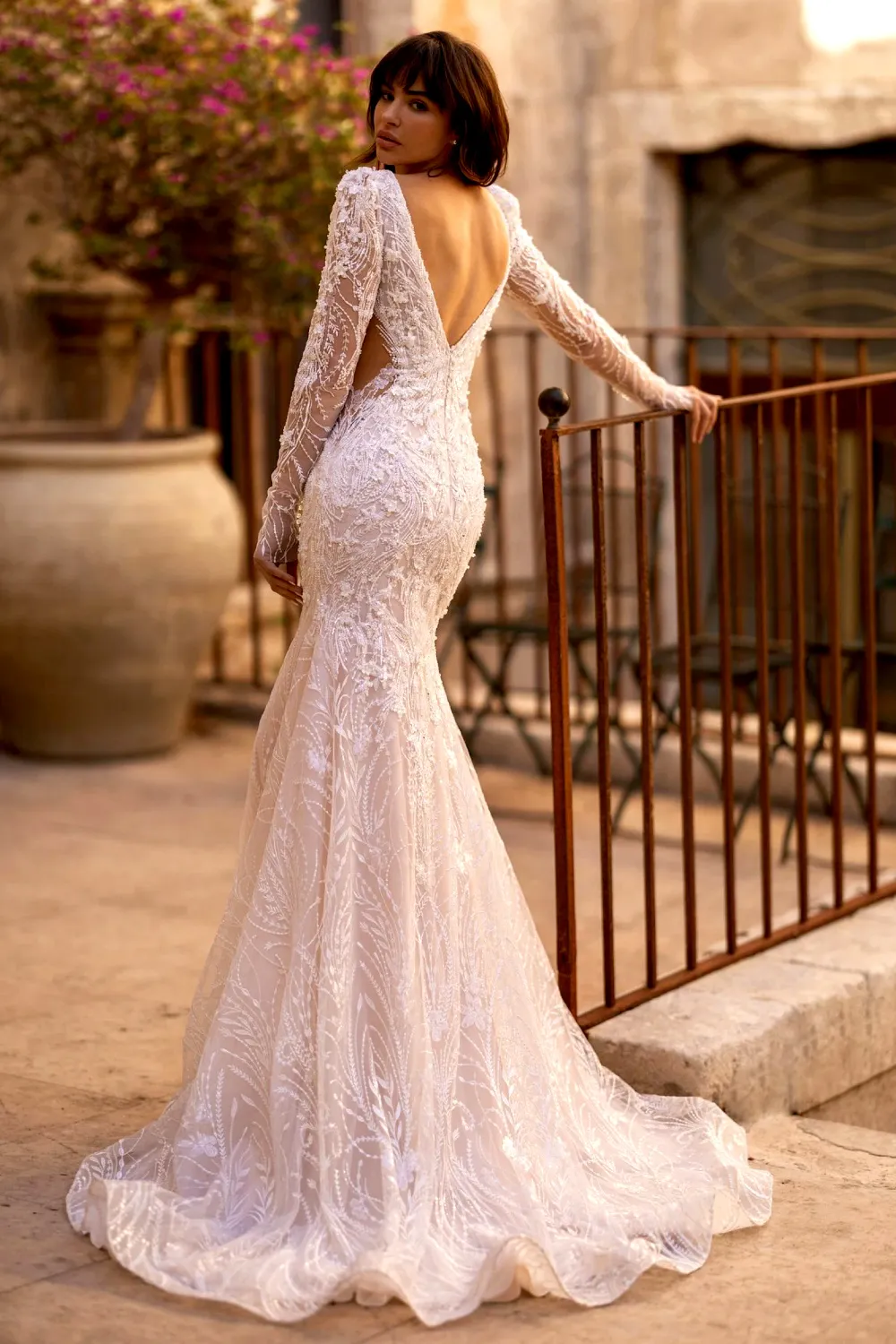 Alternative view of Robe de Mariée Coupe Sirène Couleur Nude