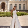 Robe de Mariée Tissu Mikado Orné de Perles Scintillantes