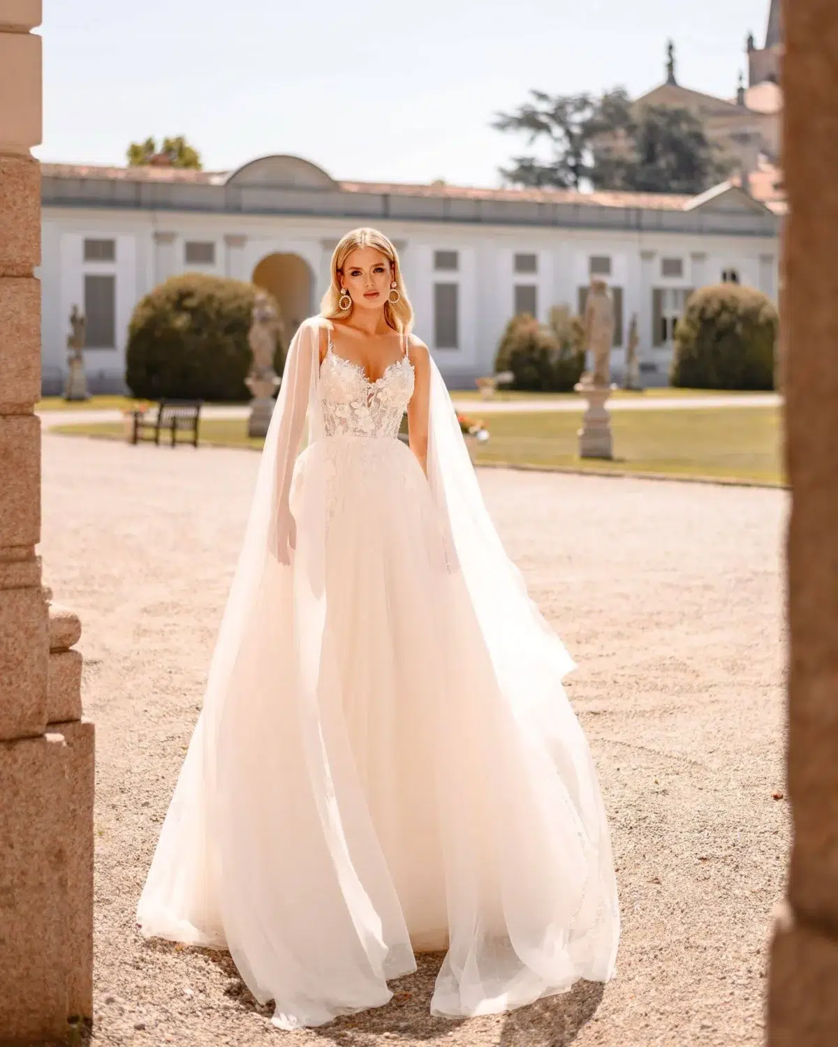 Robe de Mariée Trapèze Fines Bretelles