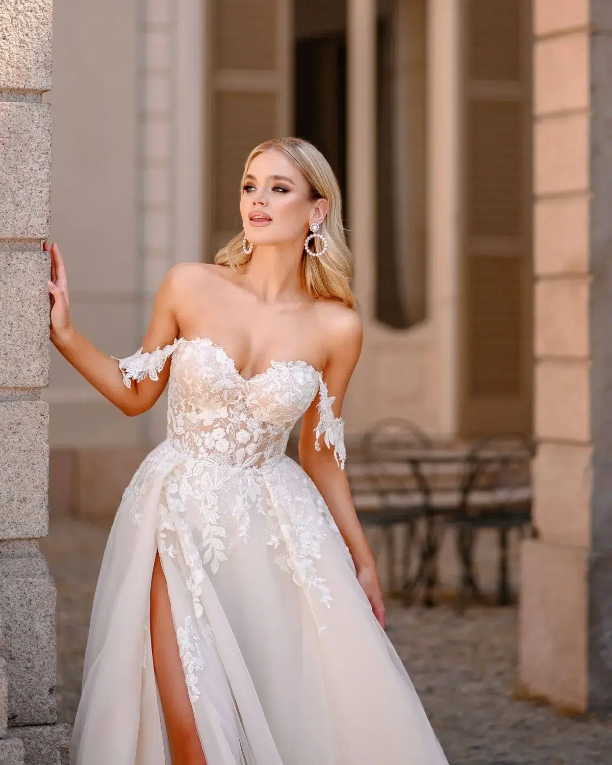 Alternative view of Robe de Mariée Décolleté Bateau Bohème