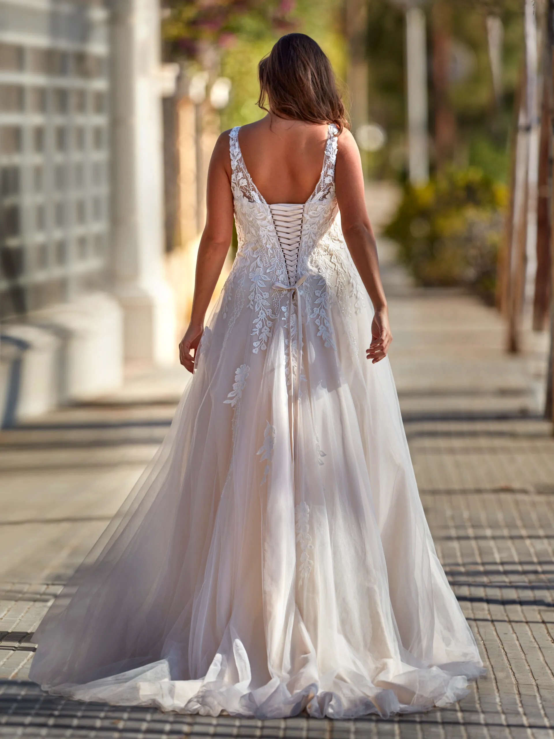 Robe de Mariée A-line Légère en Tulle – Image 2