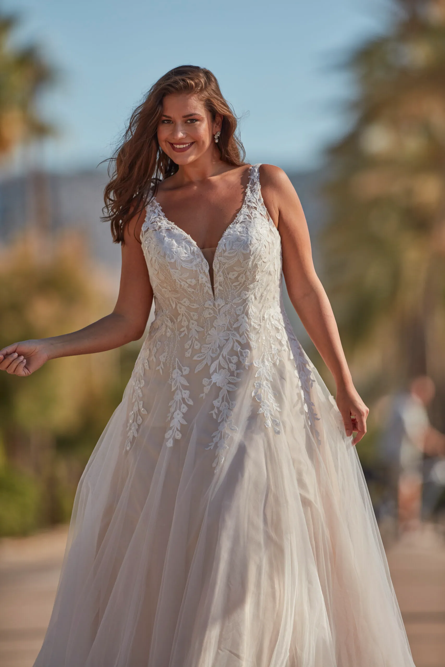 Robe de Mariée A-line Légère en Tulle – Image 4