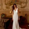 Robe de Mariée Coupe Fourreau en Crêpe
