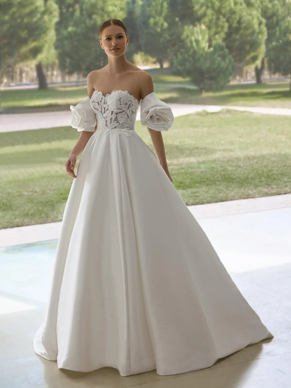 Robe de Mariée Princesse avec Bustier et Manches Bouffantes Amovibles