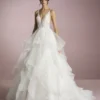 Robe de Mariée Princesse avec Décolleté en V