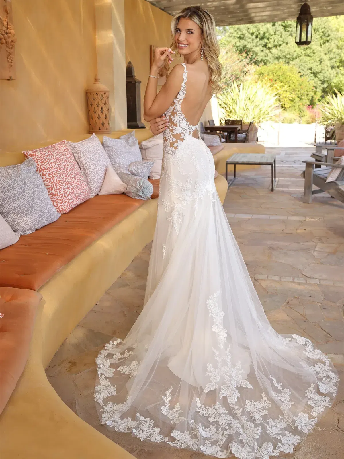 Alternative view of Robe de Mariée Sirène Décolleté en V et d’un Dos Ouvert