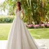 Robe de Mariée Style Princesse en Satin Combiné avec de la Dentelle