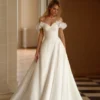 Robe de Mariée Trapèze en Mikado Satin Décolleté Bateau