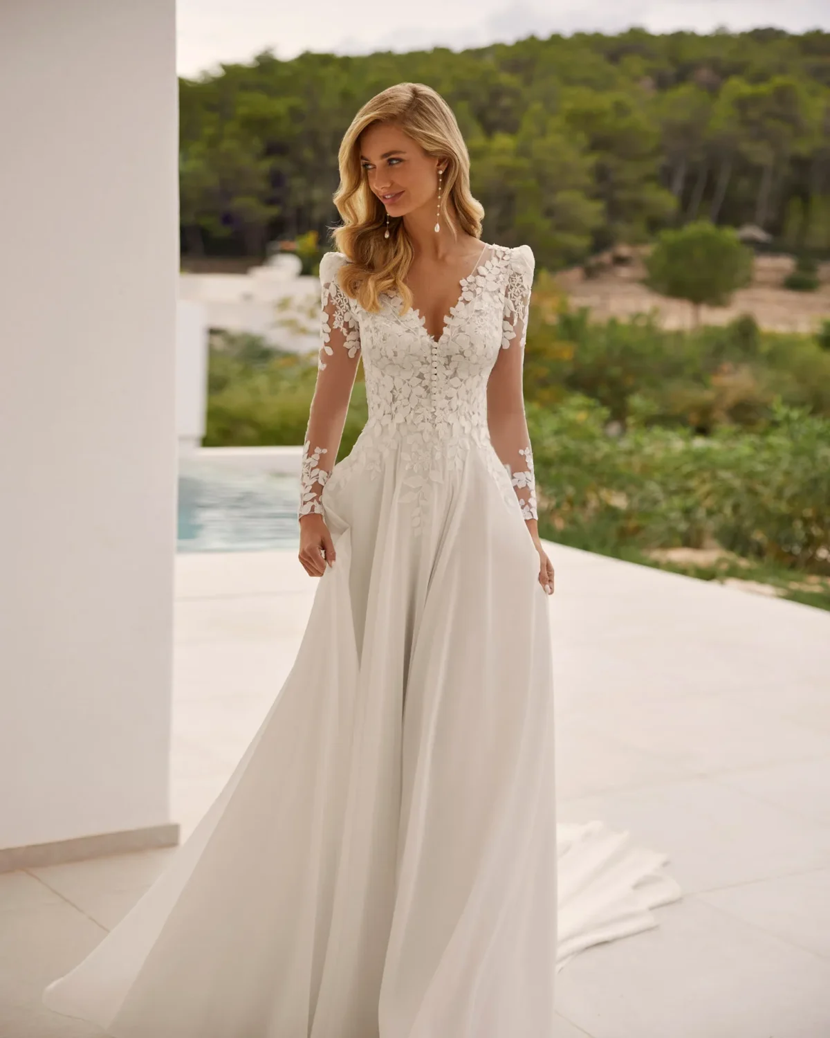 Robe de Mariée à Manches Longues en Tulle