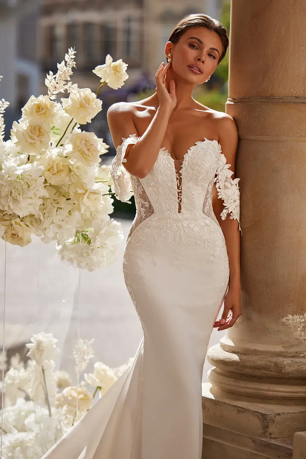 Robe de mariée Princesse longue traine en forme de fleur