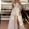 Robe de mariée avec bustier en dentelle fleurie
