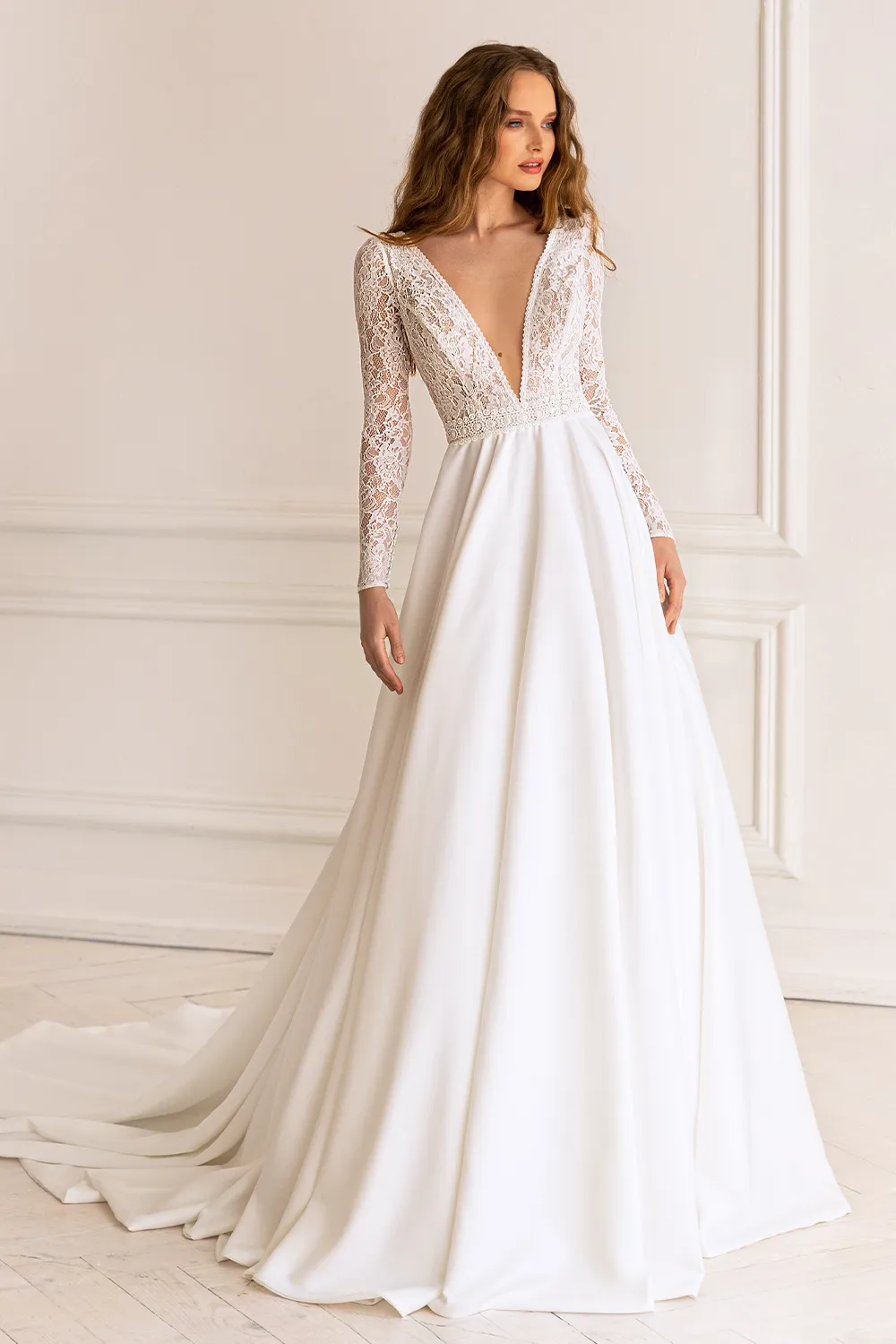 Robe de mariée avec des manches en dentelles