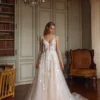 Robe de mariée bohème trapèze en tulle brodée de dentelle florale 3D