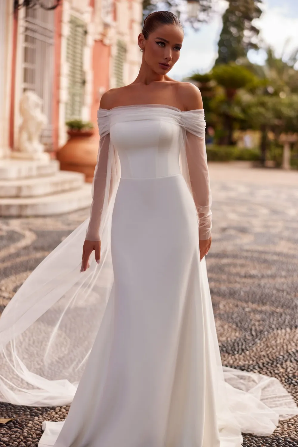 Robe de mariée décolleté bustier droit – Image 4