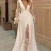 Robe de mariée faite de mousseline légère et fluide
