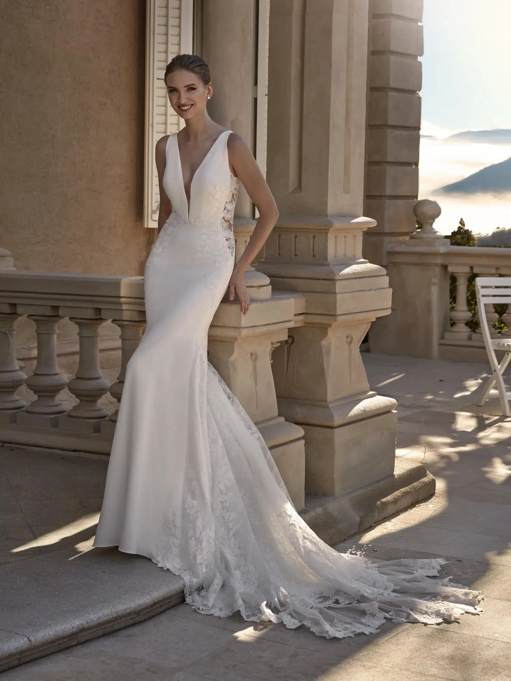 Robe de mariée sirène avec décolleté en V
